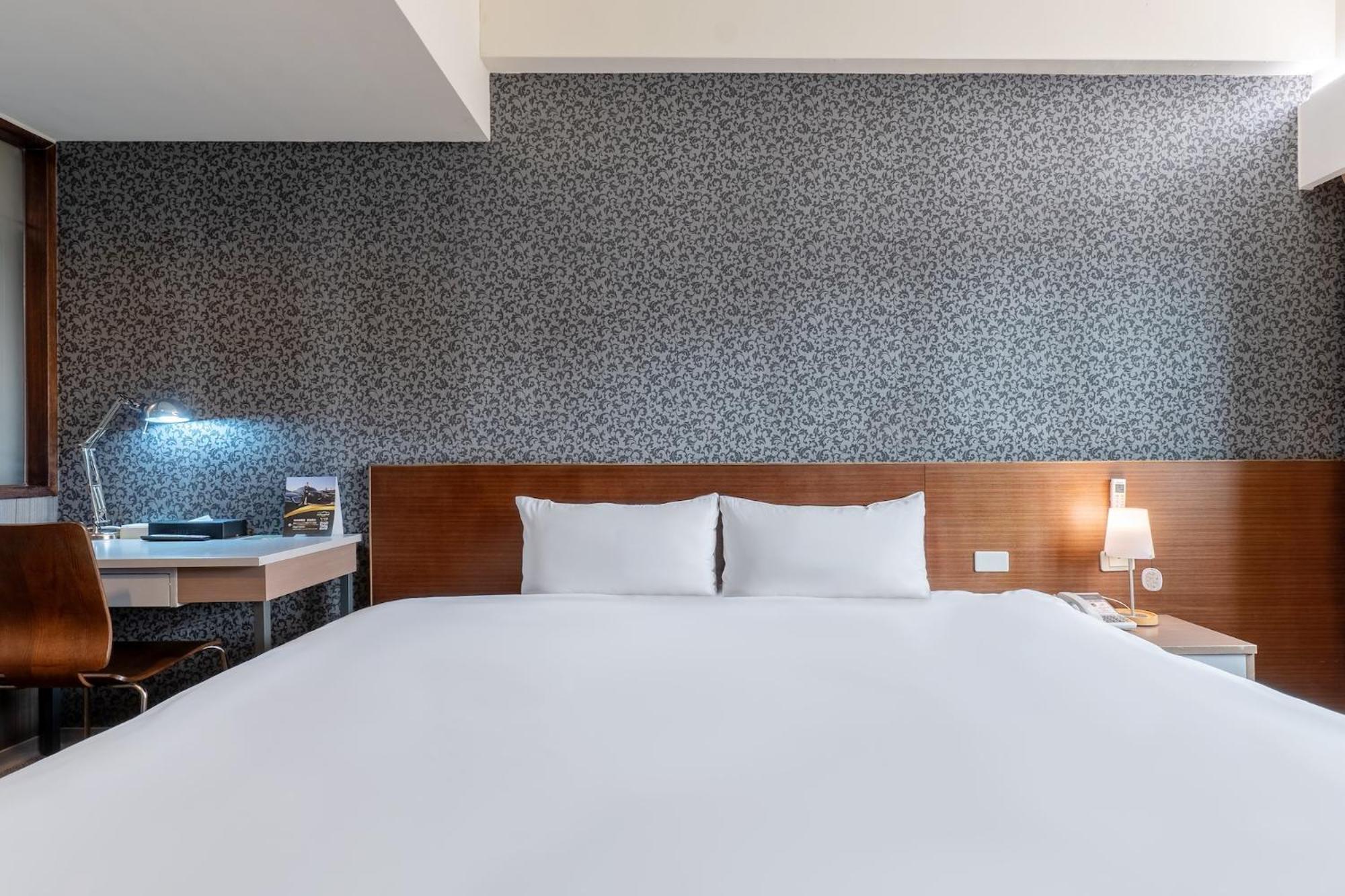 The Galerie Hotel Đài Trung Ngoại thất bức ảnh