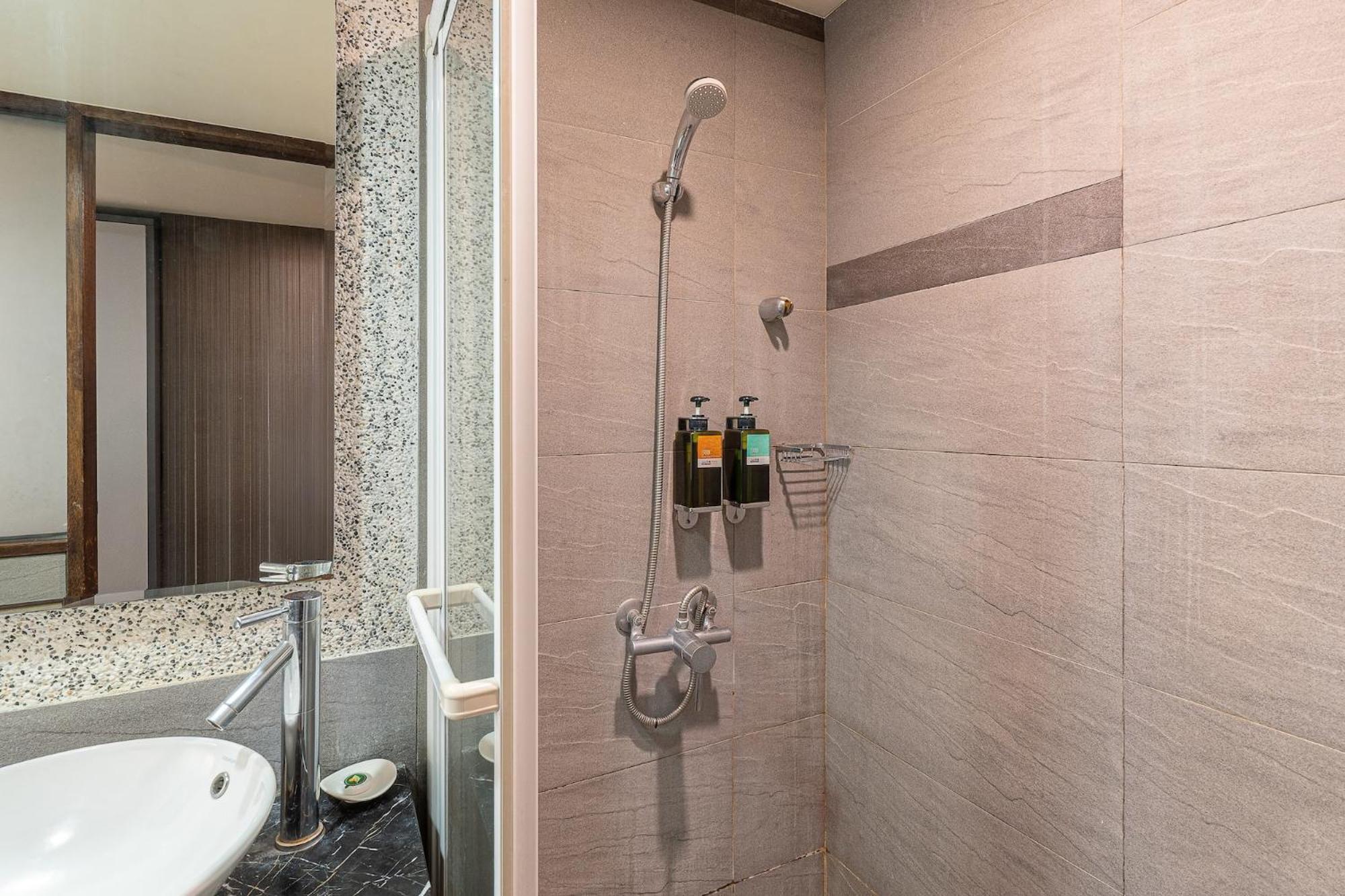 The Galerie Hotel Đài Trung Ngoại thất bức ảnh