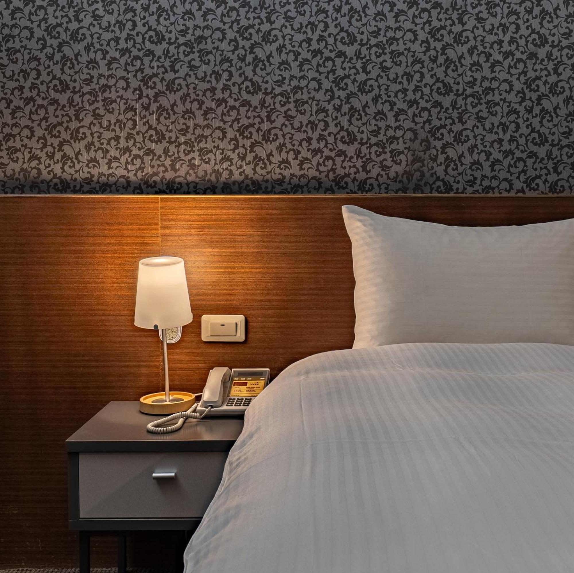 The Galerie Hotel Đài Trung Ngoại thất bức ảnh
