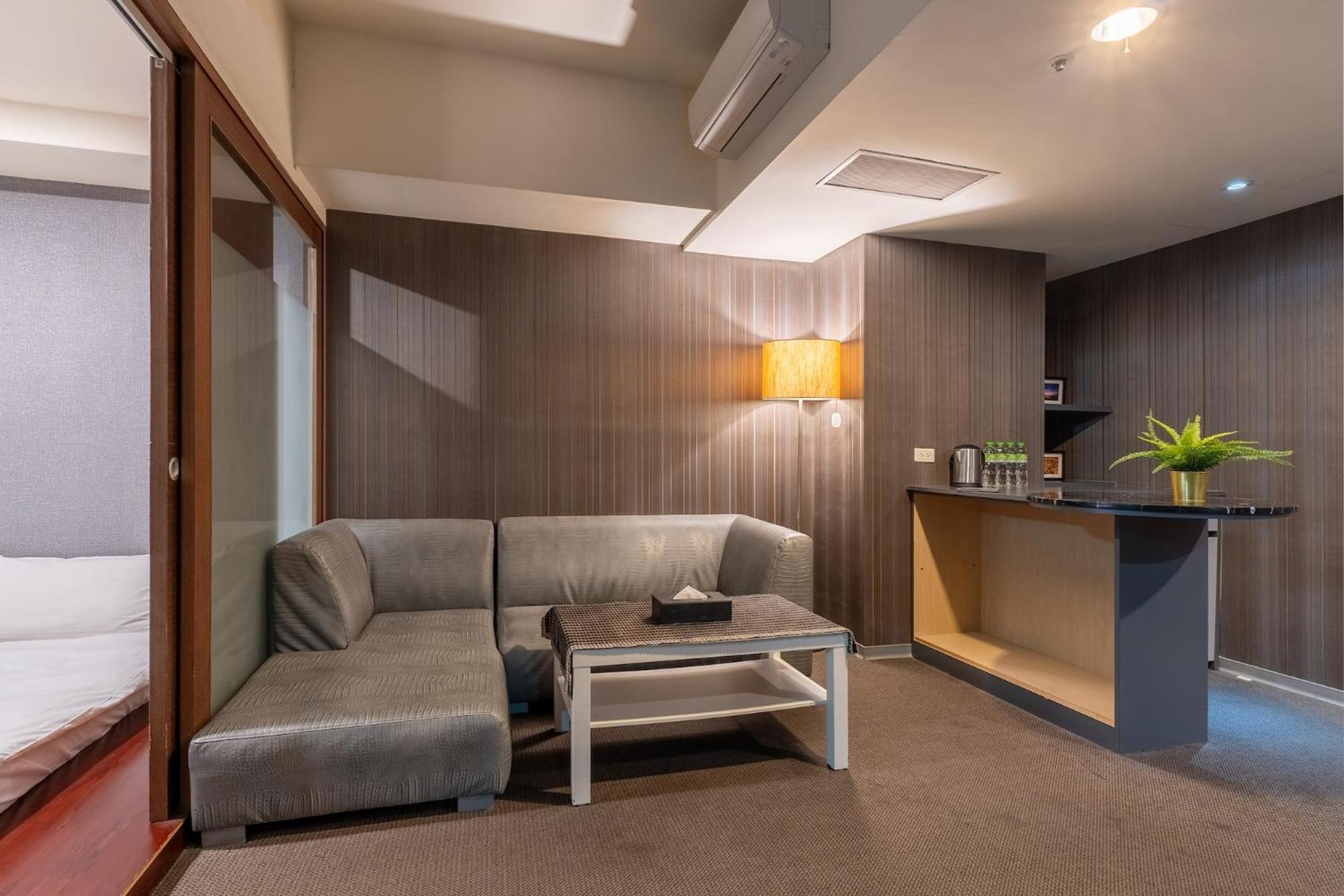 The Galerie Hotel Đài Trung Ngoại thất bức ảnh