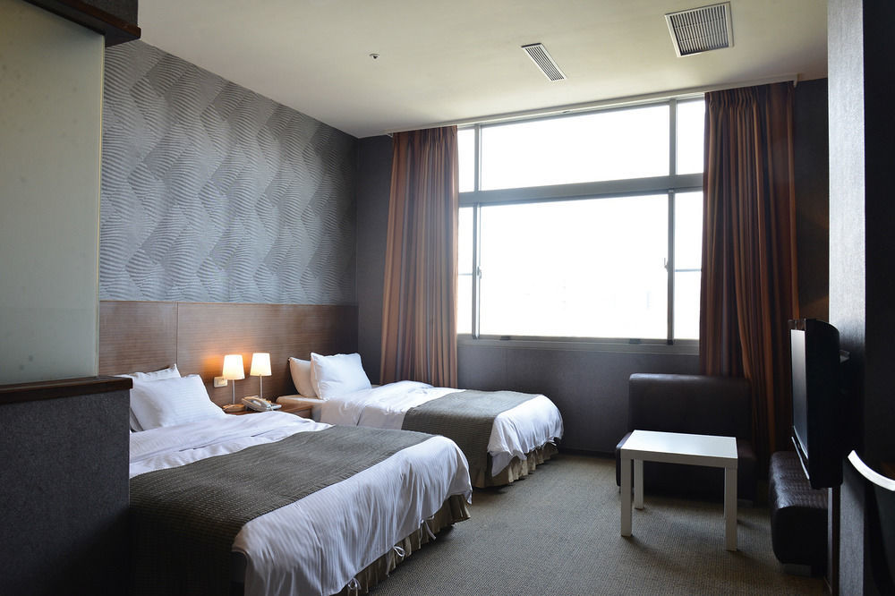The Galerie Hotel Đài Trung Ngoại thất bức ảnh