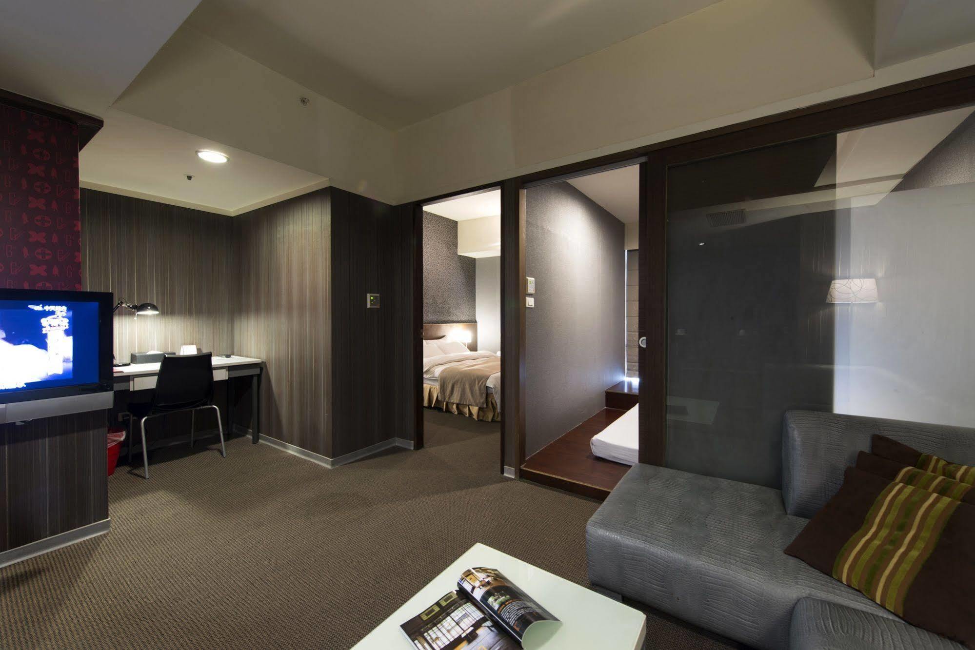 The Galerie Hotel Đài Trung Ngoại thất bức ảnh